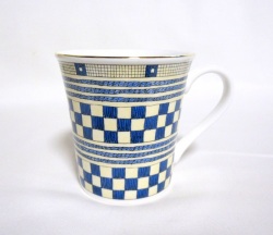 ウェッジウッド（Wedgwood）サムライブルー マグカップ（デルフィー）